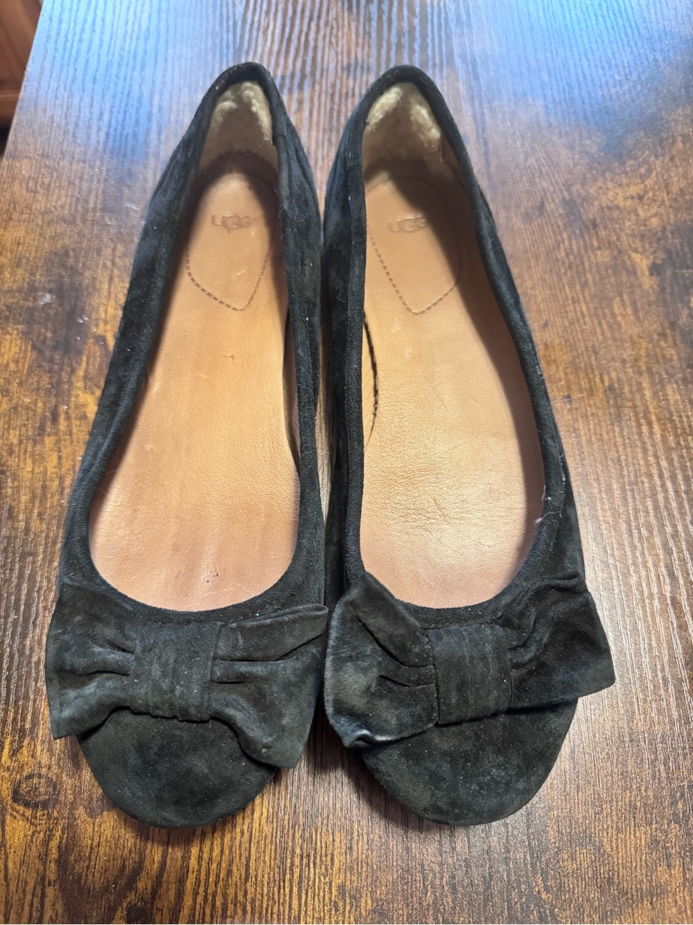 Ugg  black suede ballet flats size 8
